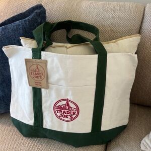 Trader Joes Tote Bag Green Canvas Large 20” x 15” New